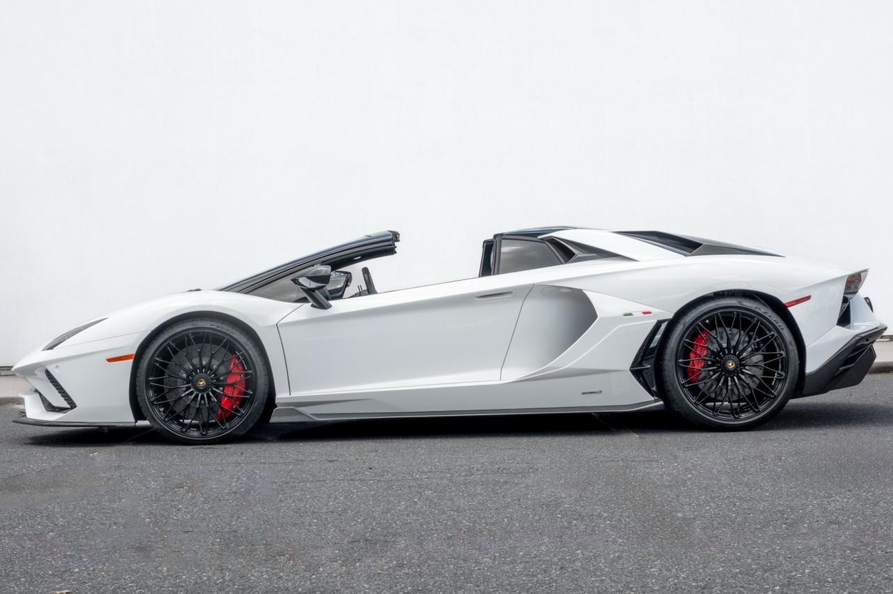 2022 Lamborghini Aventador LP 780-4 Ultimae Roadster Charlotte NC