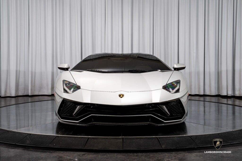 2022 Lamborghini Aventador LP 780-4 Ultimae Roadster North Miami Beach FL