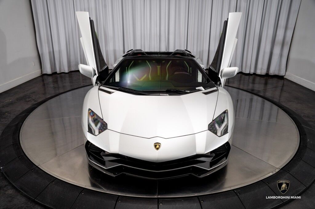 2022 Lamborghini Aventador LP 780-4 Ultimae Roadster North Miami Beach FL
