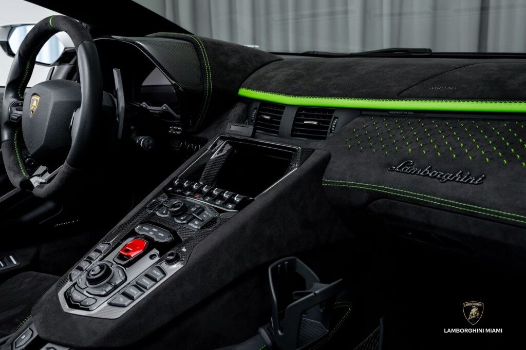 2022 Lamborghini Aventador LP 780-4 Ultimae Roadster North Miami Beach FL