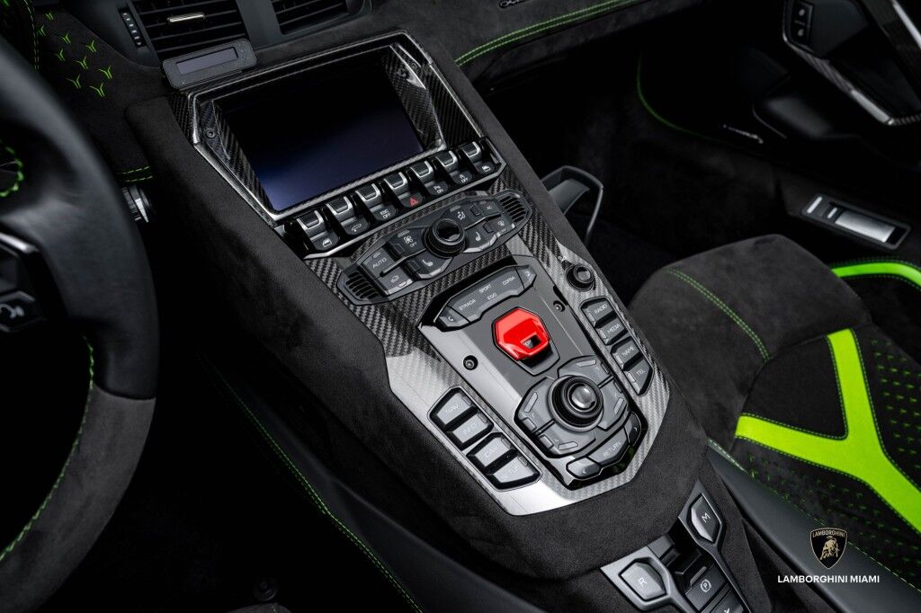 2022 Lamborghini Aventador LP 780-4 Ultimae Roadster North Miami Beach FL