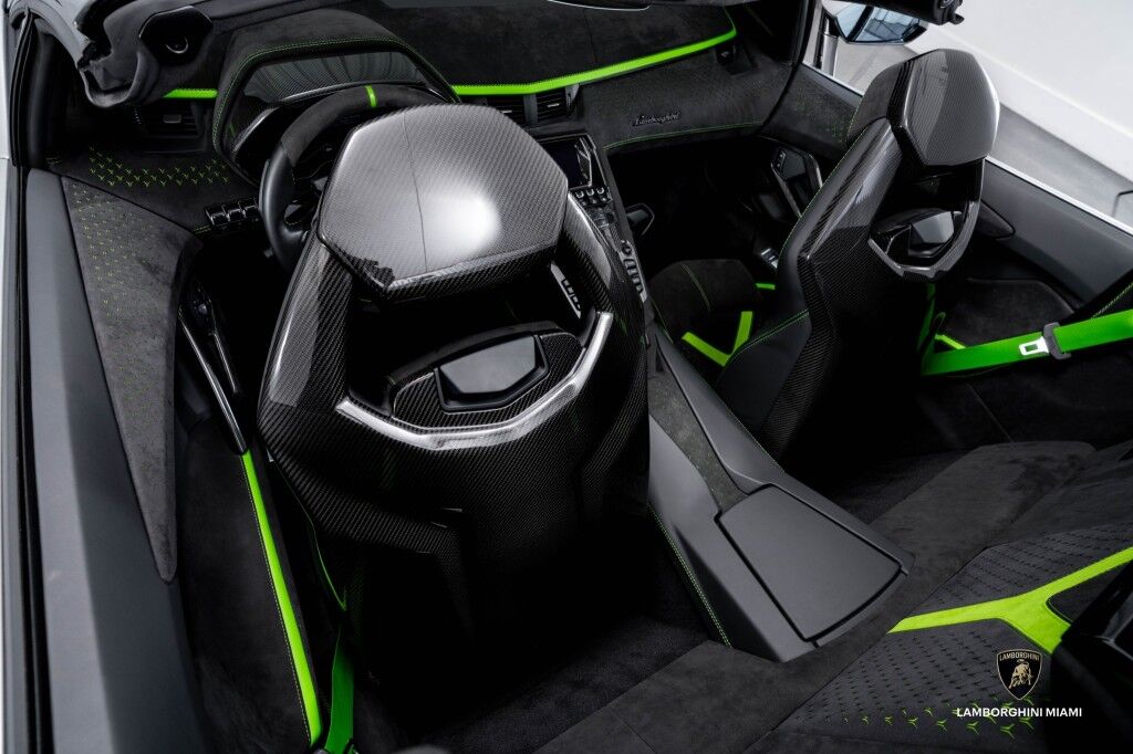 2022 Lamborghini Aventador LP 780-4 Ultimae Roadster North Miami Beach FL