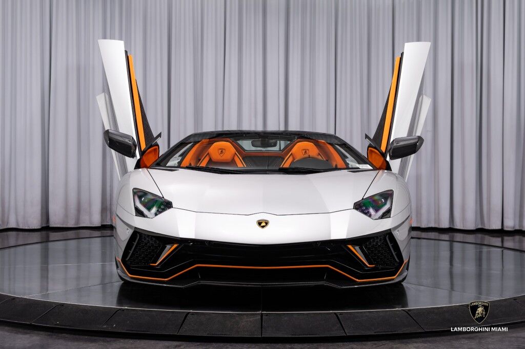 2022 Lamborghini Aventador LP 780-4 Ultimae Roadster North Miami Beach FL