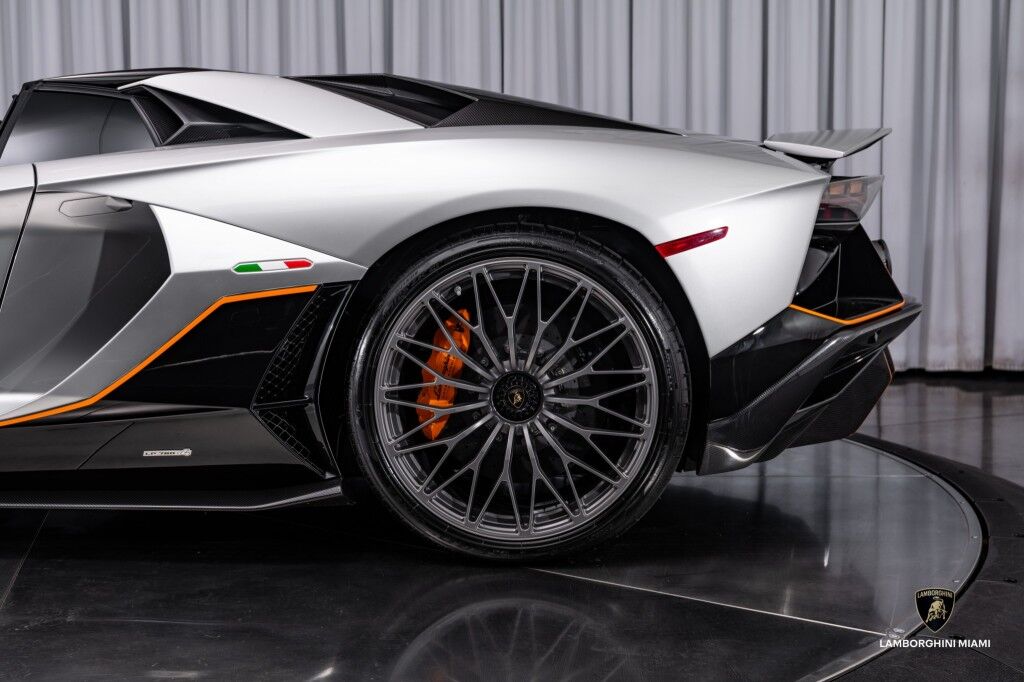 2022 Lamborghini Aventador LP 780-4 Ultimae Roadster North Miami Beach FL