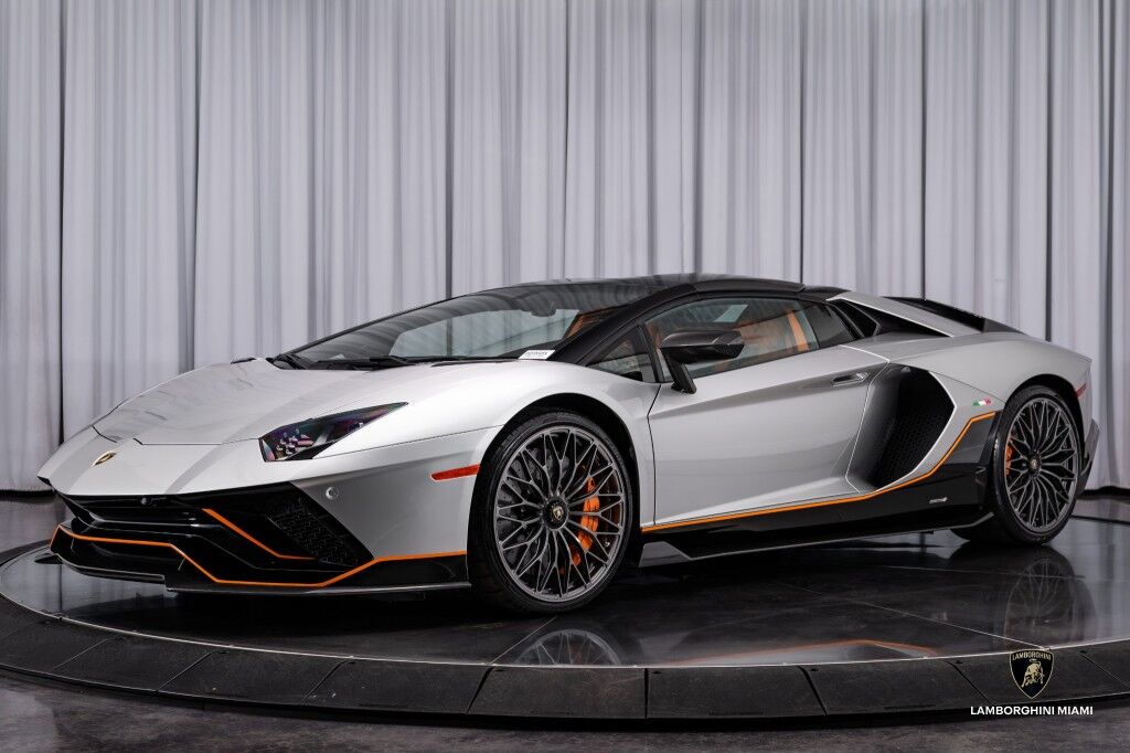 2022 Lamborghini Aventador LP 780-4 Ultimae Roadster North Miami Beach FL