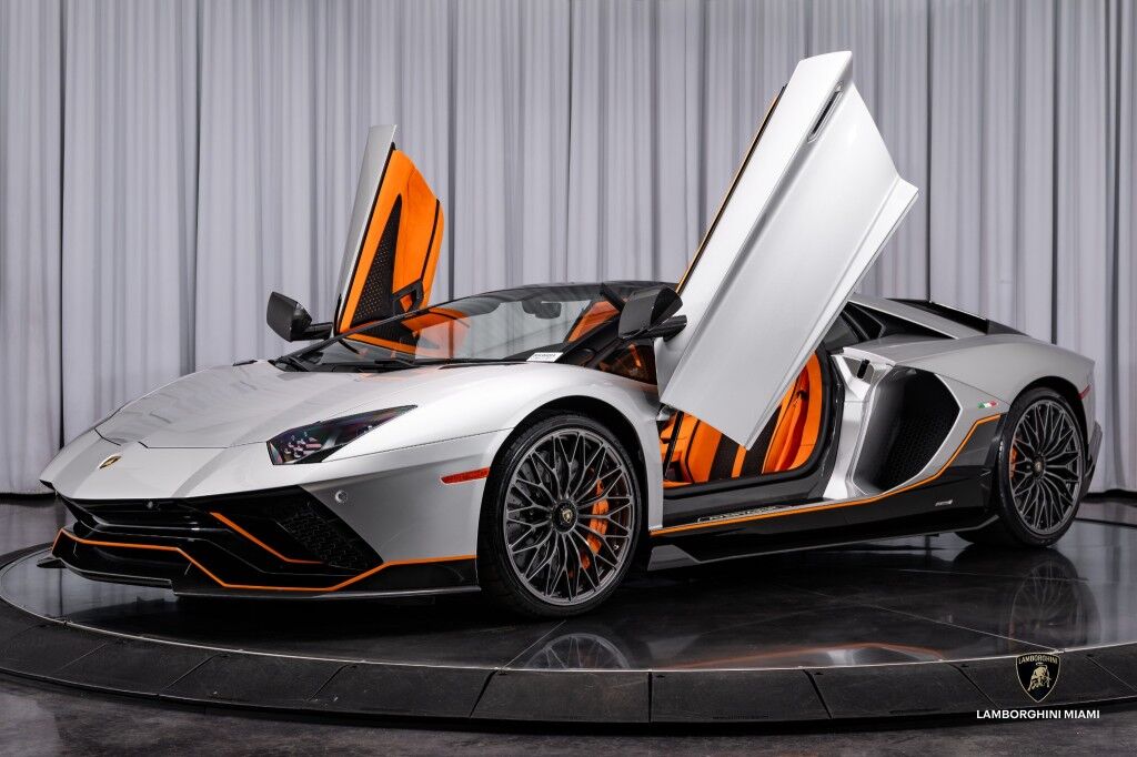 2022 Lamborghini Aventador LP 780-4 Ultimae Roadster North Miami Beach FL