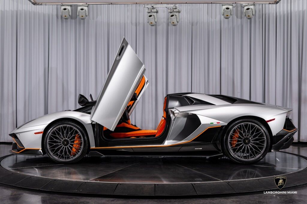 2022 Lamborghini Aventador LP 780-4 Ultimae Roadster North Miami Beach FL