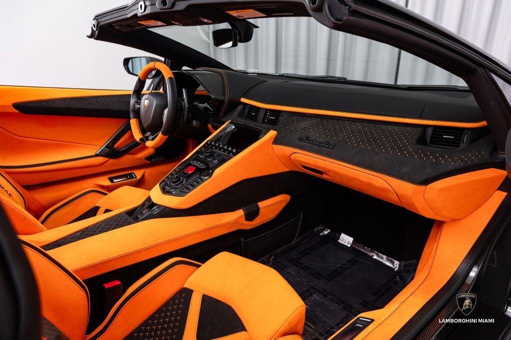 2022 Lamborghini Aventador LP 780-4 Ultimae Roadster North Miami Beach FL