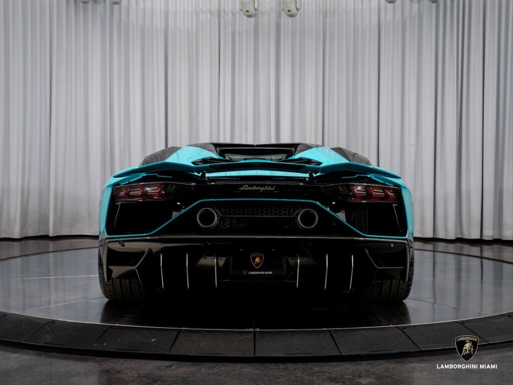 2022 Lamborghini Aventador LP 780-4 Ultimae Roadster North Miami Beach FL