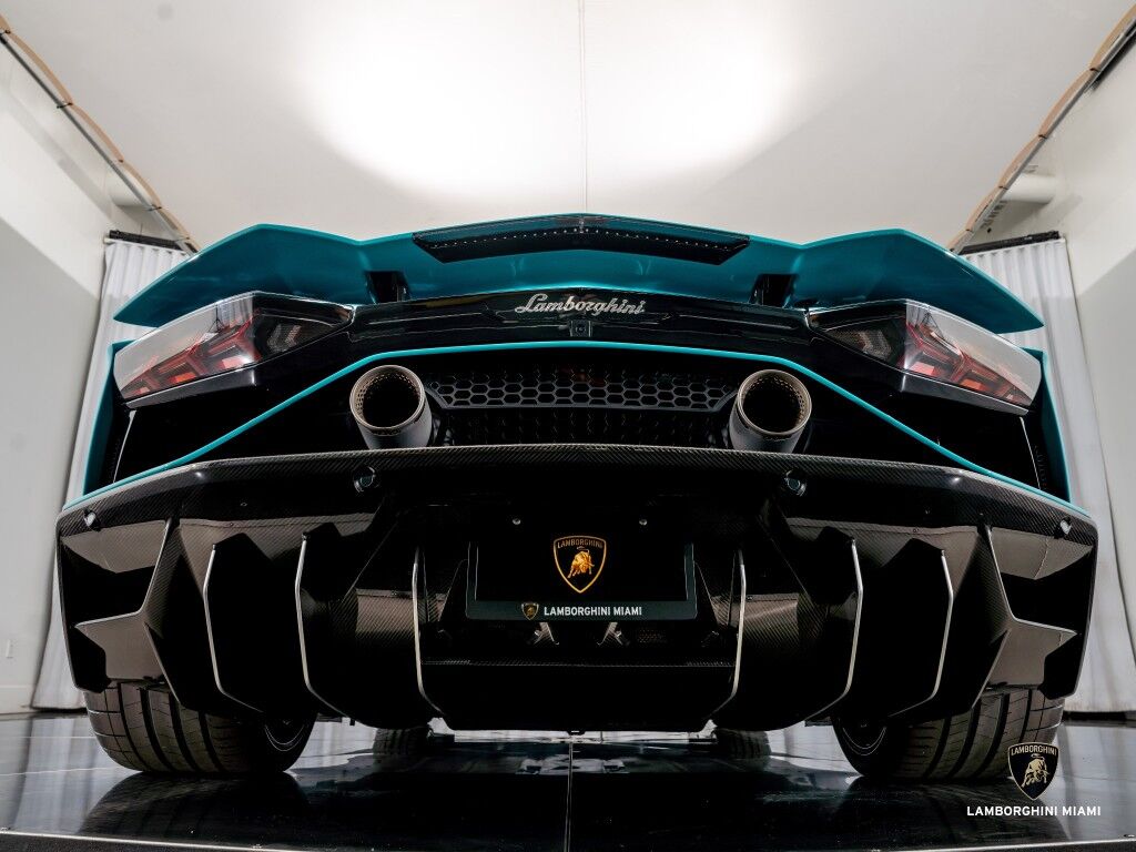 2022 Lamborghini Aventador LP 780-4 Ultimae Roadster North Miami Beach FL