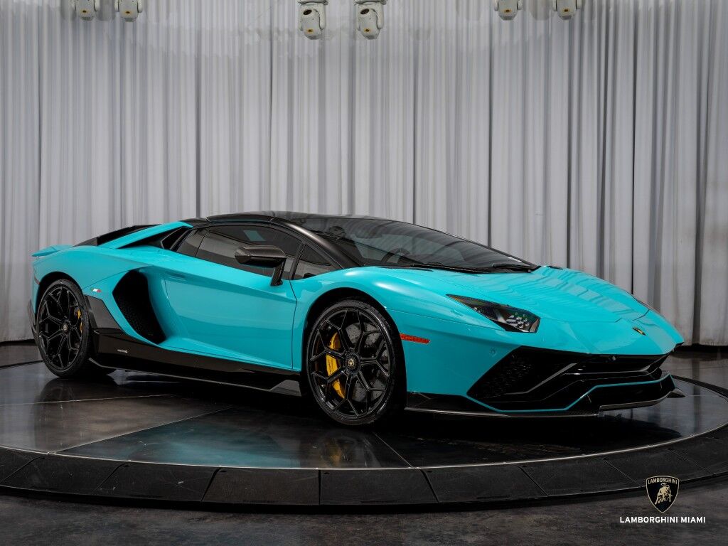 2022 Lamborghini Aventador LP 780-4 Ultimae Roadster North Miami Beach FL