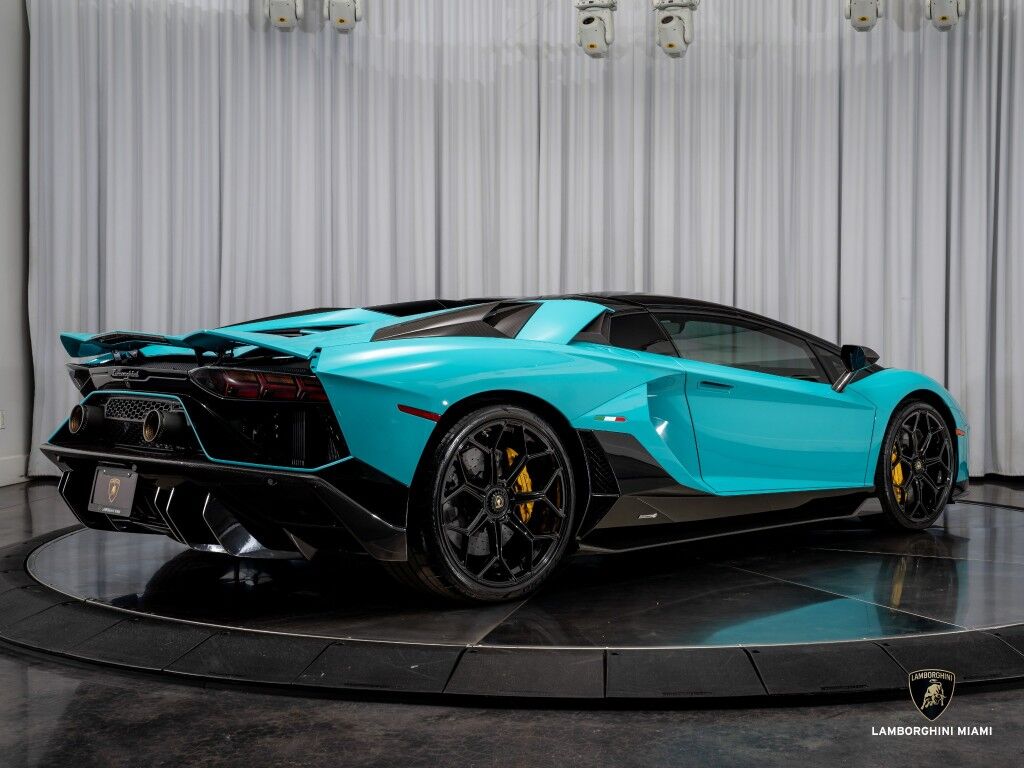 2022 Lamborghini Aventador LP 780-4 Ultimae Roadster North Miami Beach FL