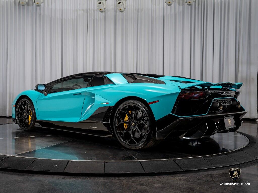 2022 Lamborghini Aventador LP 780-4 Ultimae Roadster North Miami Beach FL
