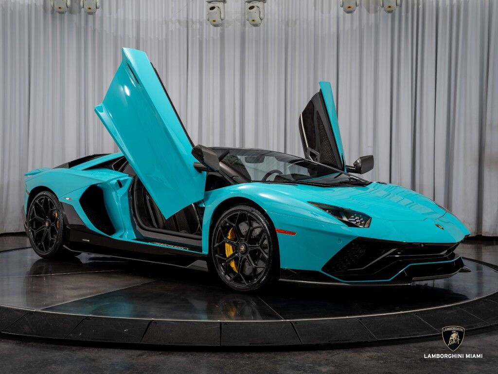 2022 Lamborghini Aventador LP 780-4 Ultimae Roadster North Miami Beach FL