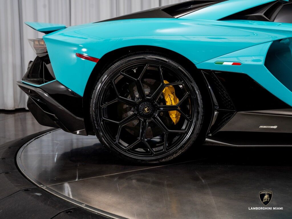 2022 Lamborghini Aventador LP 780-4 Ultimae Roadster North Miami Beach FL