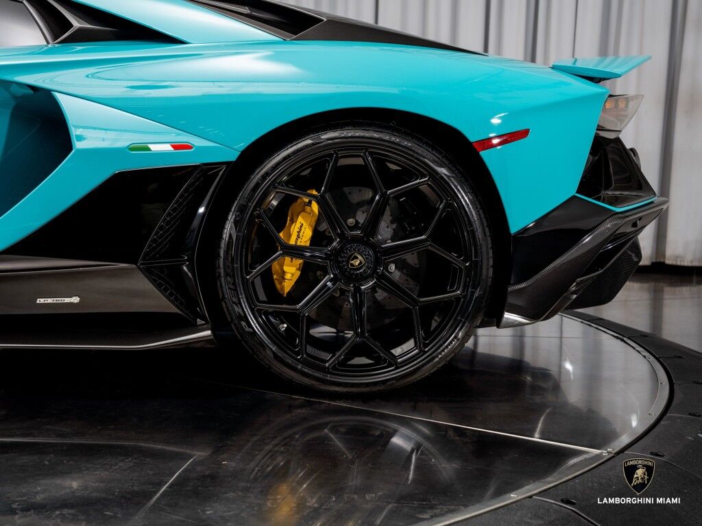 2022 Lamborghini Aventador LP 780-4 Ultimae Roadster North Miami Beach FL
