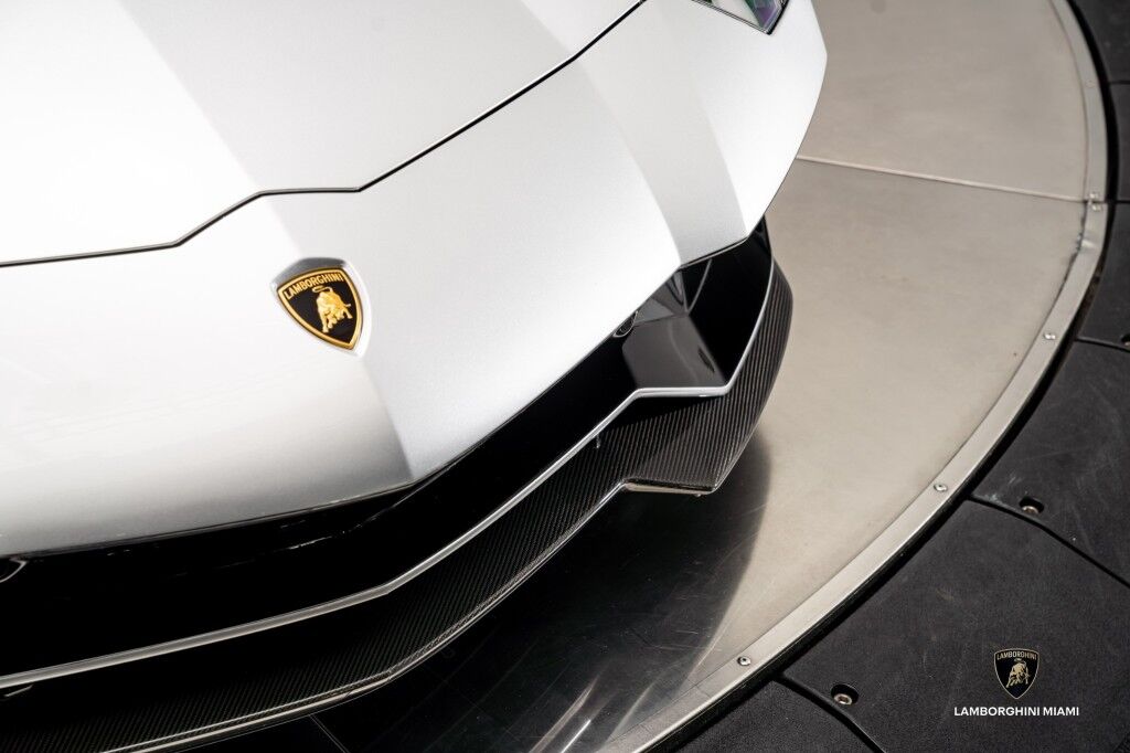 2022 Lamborghini Aventador LP 780-4 Ultimae Roadster North Miami Beach FL