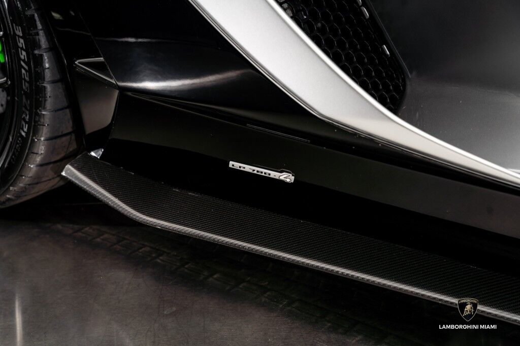 2022 Lamborghini Aventador LP 780-4 Ultimae Roadster North Miami Beach FL