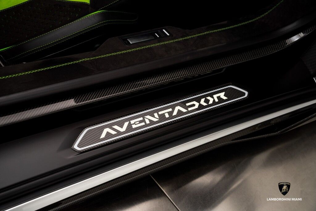 2022 Lamborghini Aventador LP 780-4 Ultimae Roadster North Miami Beach FL