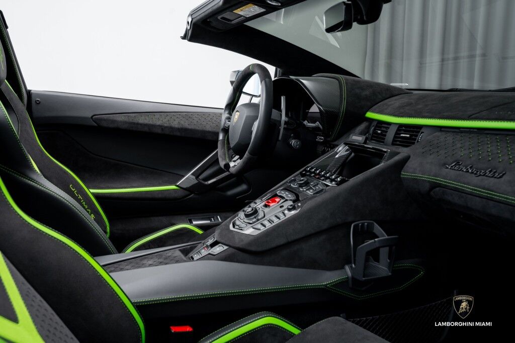 2022 Lamborghini Aventador LP 780-4 Ultimae Roadster North Miami Beach FL