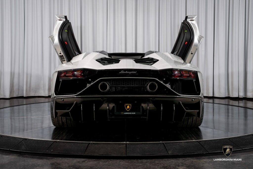 2022 Lamborghini Aventador LP 780-4 Ultimae Roadster North Miami Beach FL