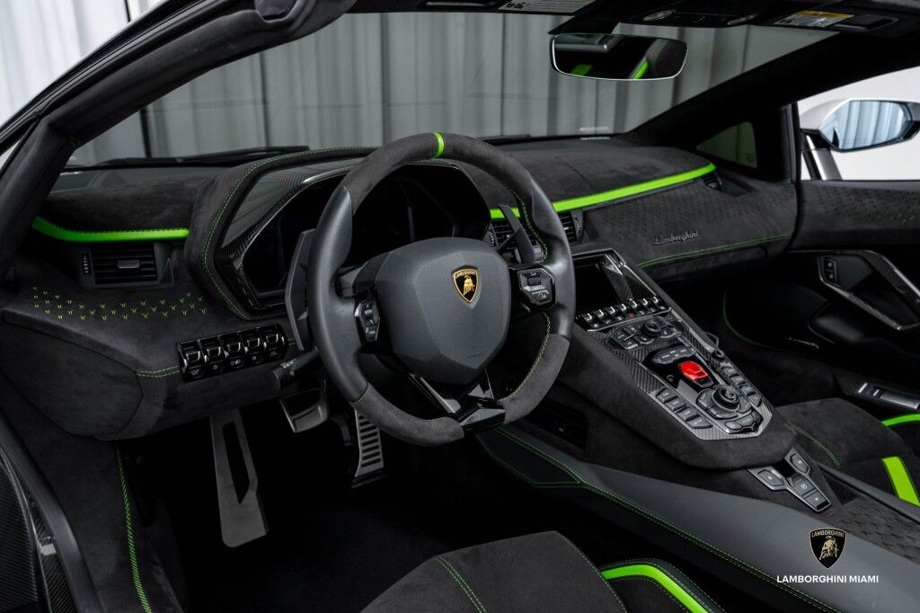 2022 Lamborghini Aventador LP 780-4 Ultimae Roadster North Miami Beach FL