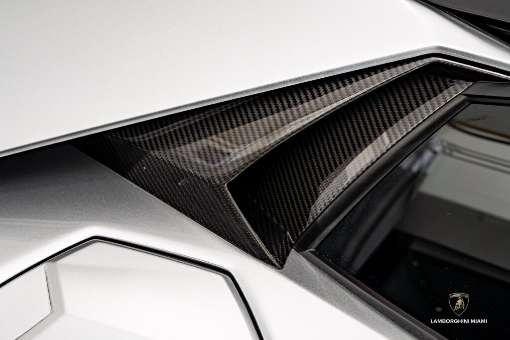 2022 Lamborghini Aventador LP 780-4 Ultimae Roadster North Miami Beach FL