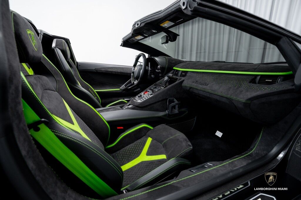 2022 Lamborghini Aventador LP 780-4 Ultimae Roadster North Miami Beach FL