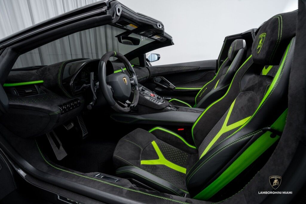 2022 Lamborghini Aventador LP 780-4 Ultimae Roadster North Miami Beach FL