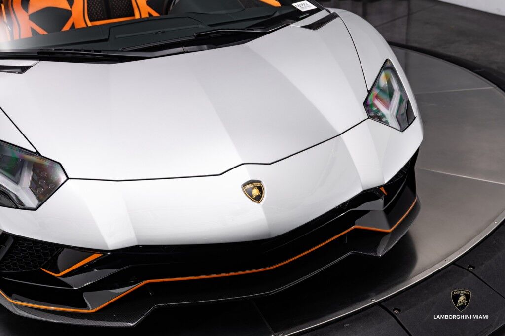 2022 Lamborghini Aventador LP 780-4 Ultimae Roadster North Miami Beach FL