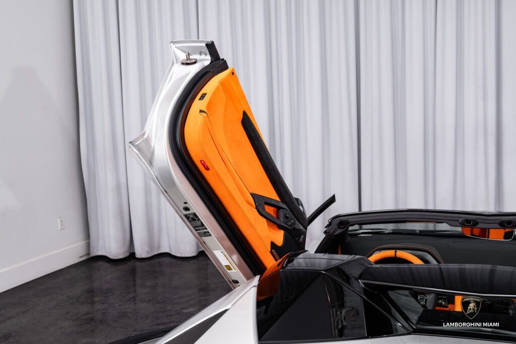 2022 Lamborghini Aventador LP 780-4 Ultimae Roadster North Miami Beach FL