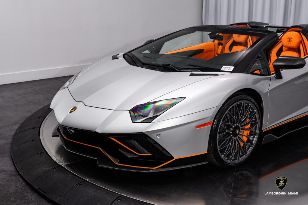 2022 Lamborghini Aventador LP 780-4 Ultimae Roadster North Miami Beach FL