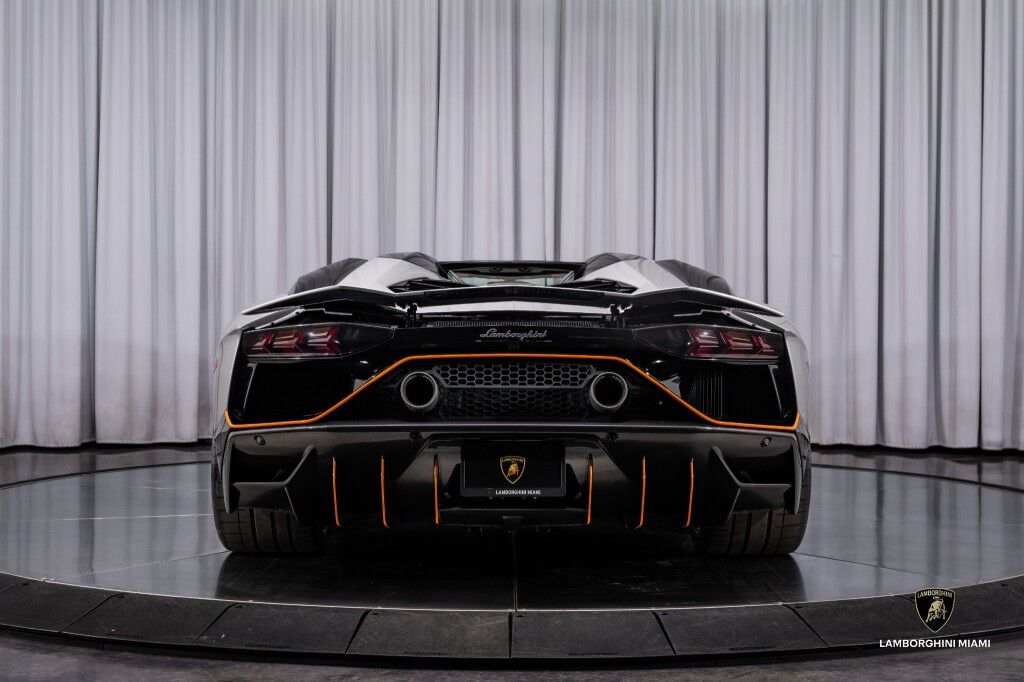 2022 Lamborghini Aventador LP 780-4 Ultimae Roadster North Miami Beach FL