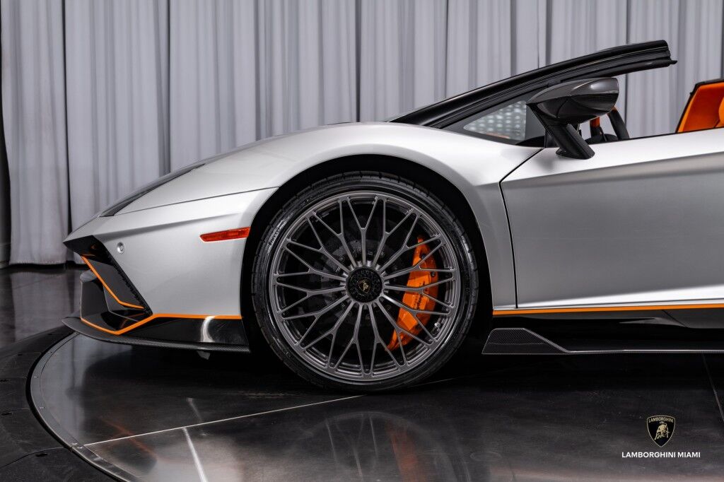 2022 Lamborghini Aventador LP 780-4 Ultimae Roadster North Miami Beach FL