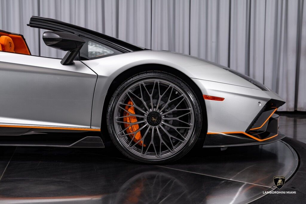 2022 Lamborghini Aventador LP 780-4 Ultimae Roadster North Miami Beach FL