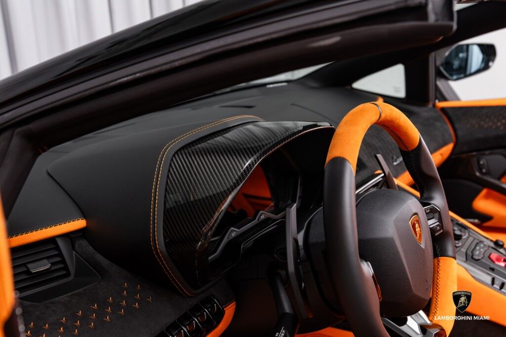 2022 Lamborghini Aventador LP 780-4 Ultimae Roadster North Miami Beach FL