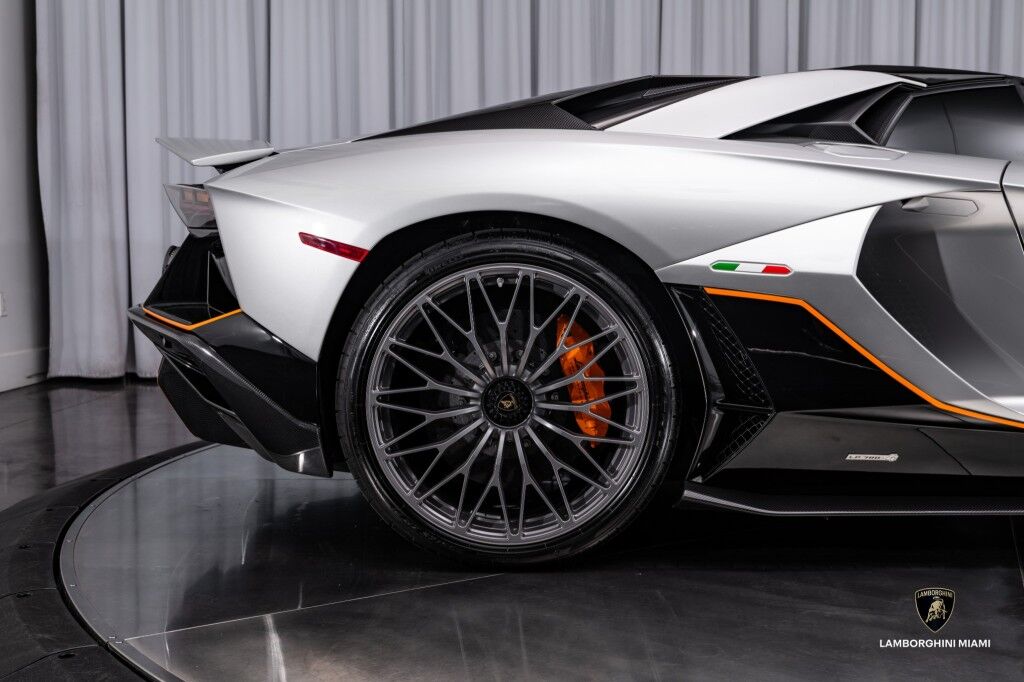 2022 Lamborghini Aventador LP 780-4 Ultimae Roadster North Miami Beach FL