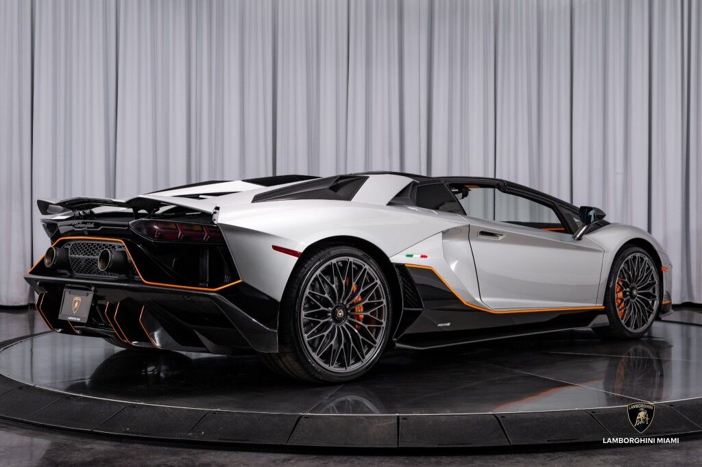 2022 Lamborghini Aventador LP 780-4 Ultimae Roadster North Miami Beach FL