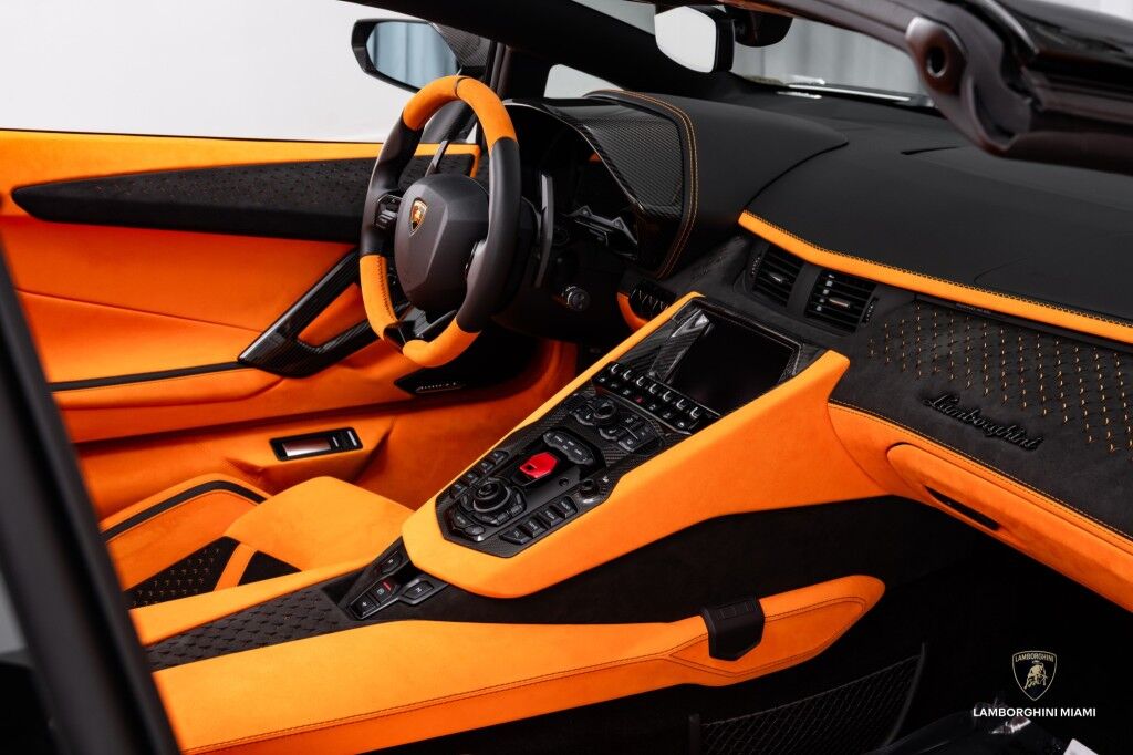 2022 Lamborghini Aventador LP 780-4 Ultimae Roadster North Miami Beach FL