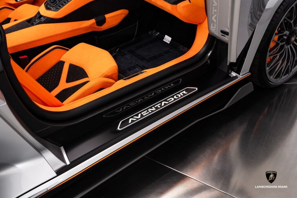 2022 Lamborghini Aventador LP 780-4 Ultimae Roadster North Miami Beach FL