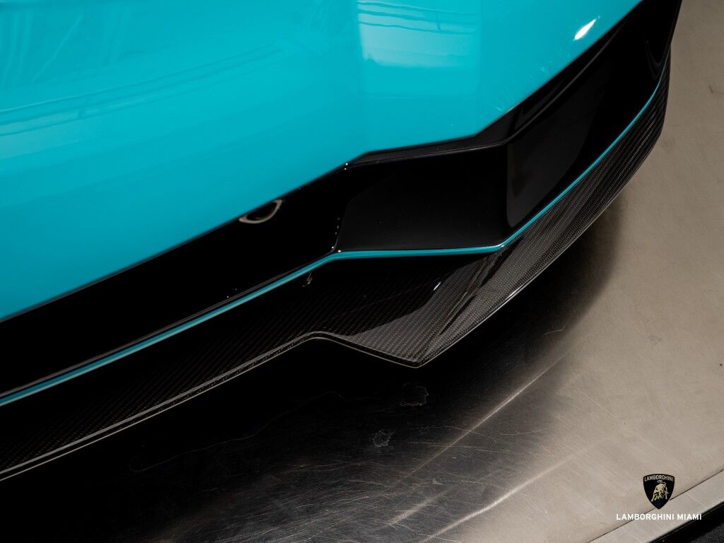 2022 Lamborghini Aventador LP 780-4 Ultimae Roadster North Miami Beach FL