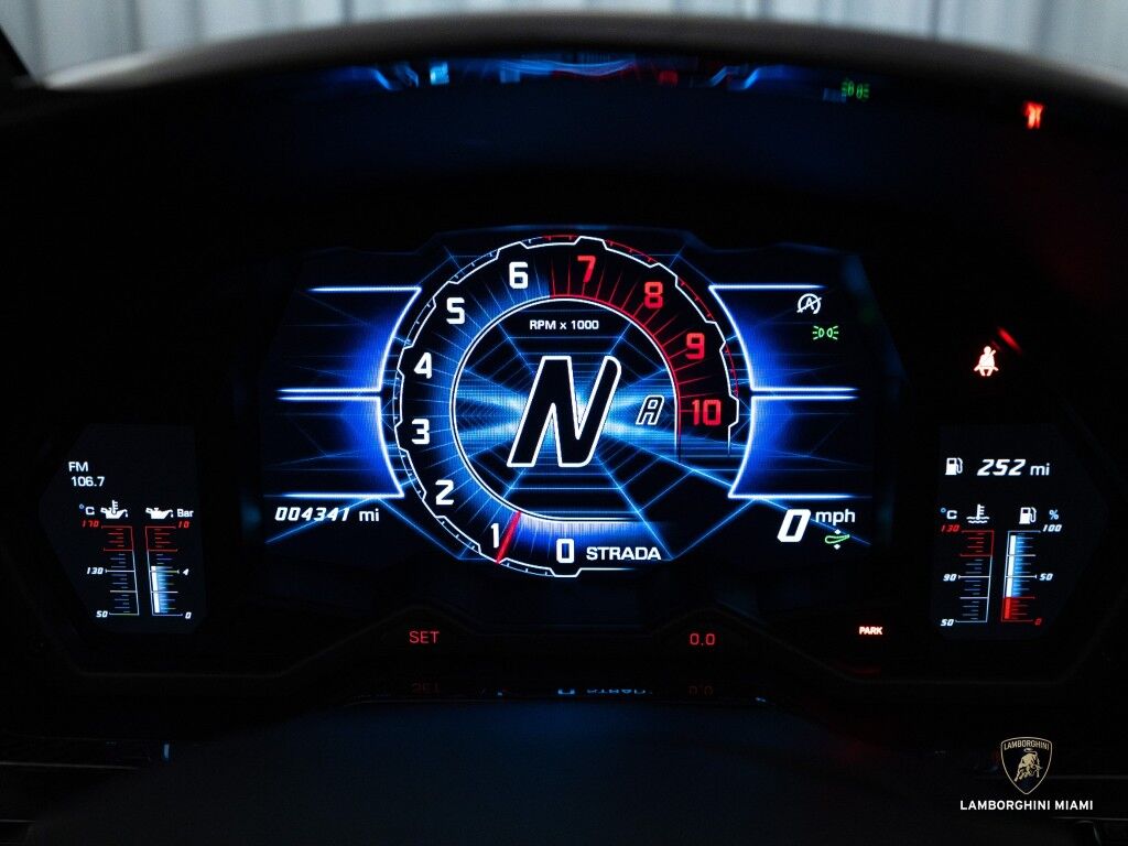 2022 Lamborghini Aventador LP 780-4 Ultimae Roadster North Miami Beach FL