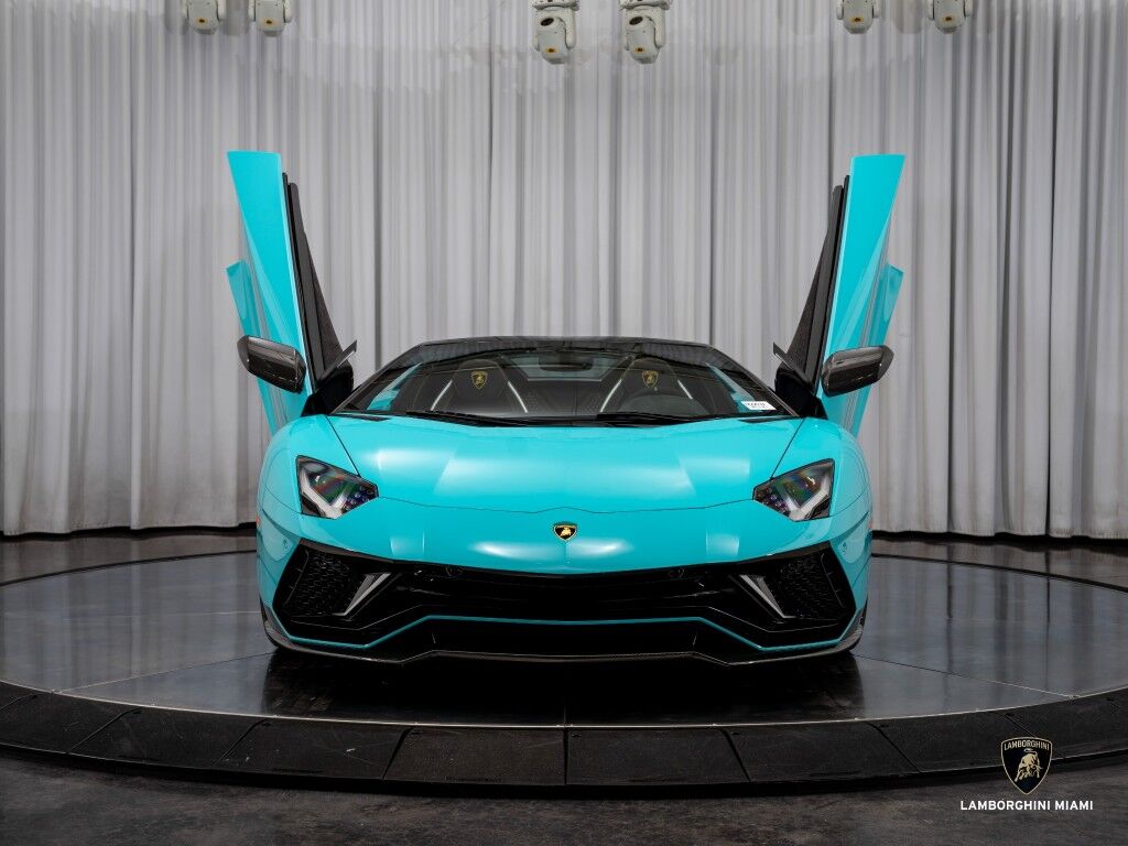 2022 Lamborghini Aventador LP 780-4 Ultimae Roadster North Miami Beach FL
