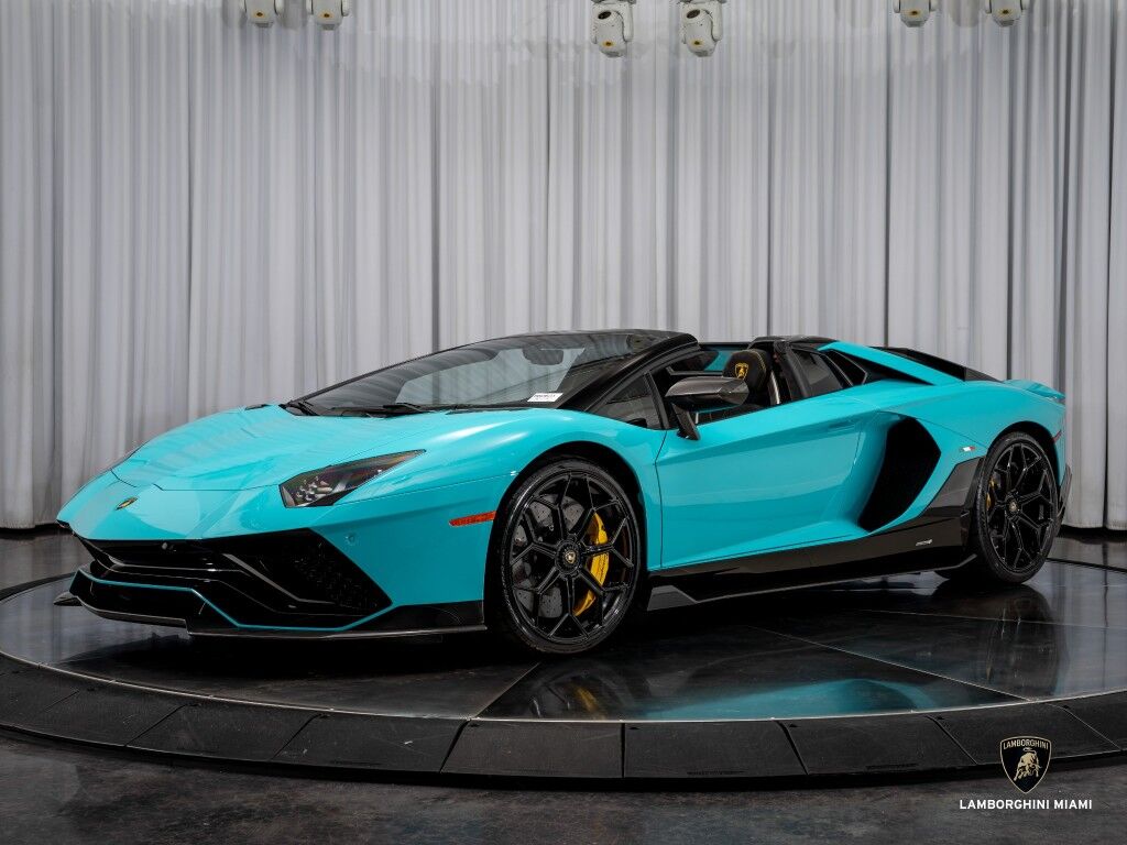 2022 Lamborghini Aventador LP 780-4 Ultimae Roadster North Miami Beach FL
