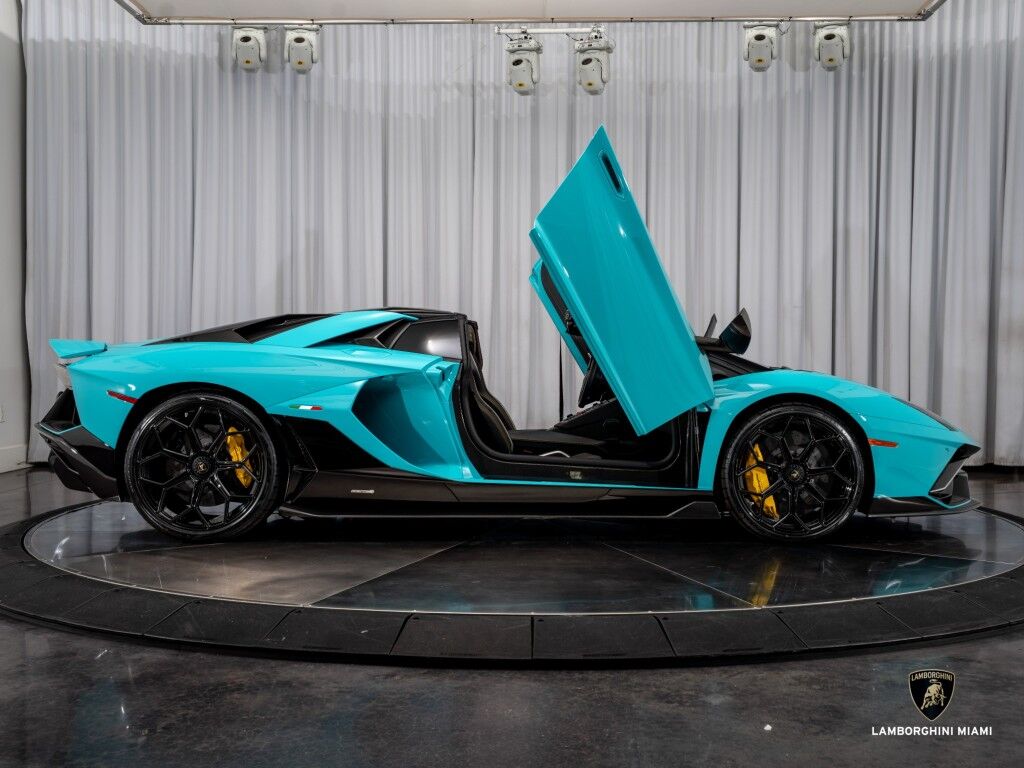 2022 Lamborghini Aventador LP 780-4 Ultimae Roadster North Miami Beach FL