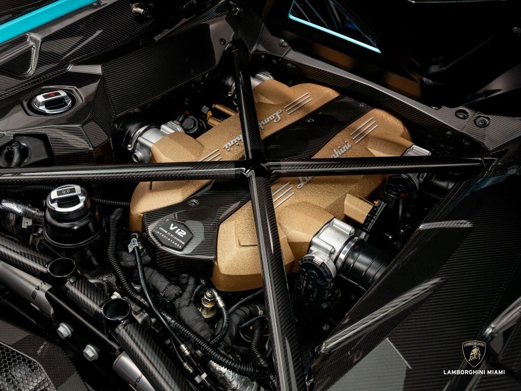 2022 Lamborghini Aventador LP 780-4 Ultimae Roadster North Miami Beach FL