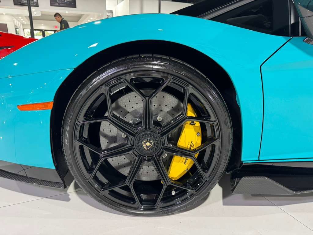 2022 Lamborghini Aventador LP 780-4 Ultimae Roadster,Blu Glauco paint,Ad Personam interior,Sensonum audio system AND MUCH MORE! Fort Lauderdale FL