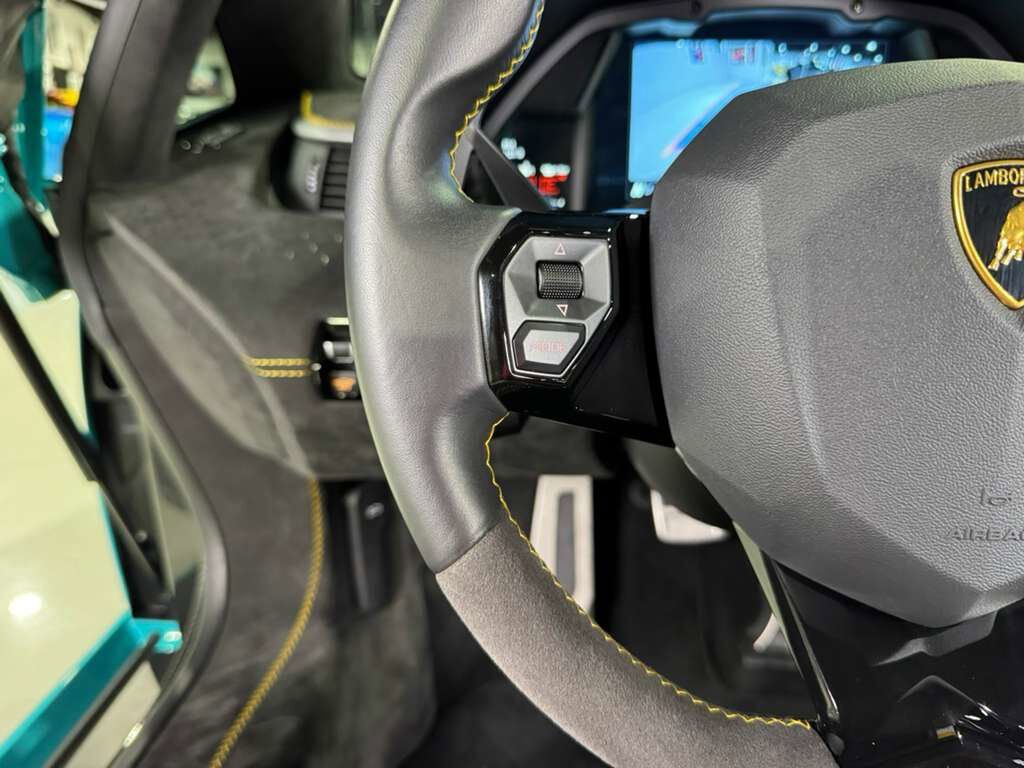 2022 Lamborghini Aventador LP 780-4 Ultimae Roadster,Blu Glauco paint,Ad Personam interior,Sensonum audio system AND MUCH MORE! Fort Lauderdale FL