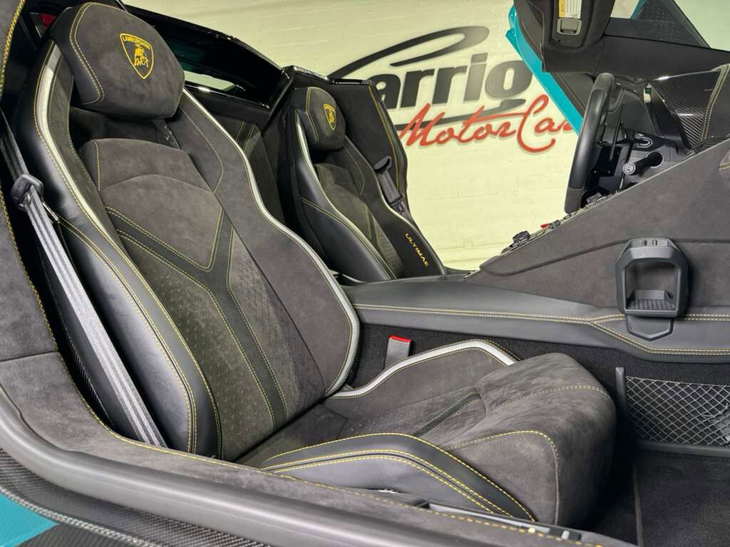 2022 Lamborghini Aventador LP 780-4 Ultimae Roadster,Blu Glauco paint,Ad Personam interior,Sensonum audio system AND MUCH MORE! Fort Lauderdale FL