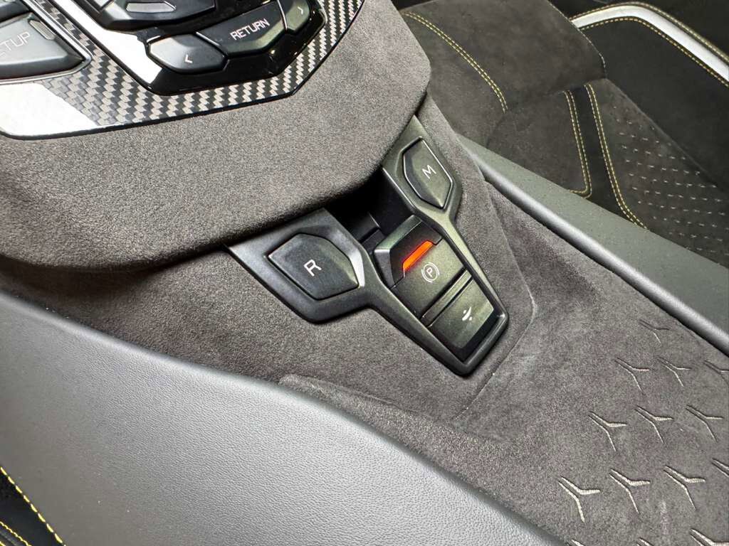 2022 Lamborghini Aventador LP 780-4 Ultimae Roadster,Blu Glauco paint,Ad Personam interior,Sensonum audio system AND MUCH MORE! Fort Lauderdale FL